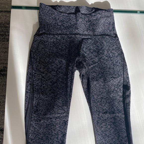 Lululemon leggings bundle of 2 - Picture 2 of 7